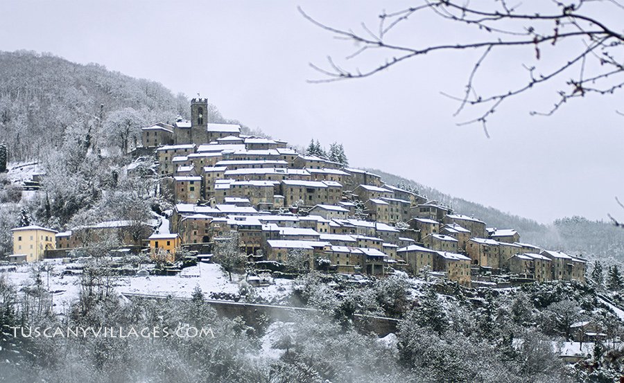Pontito spread down its hillside like a fan, dusted with snow