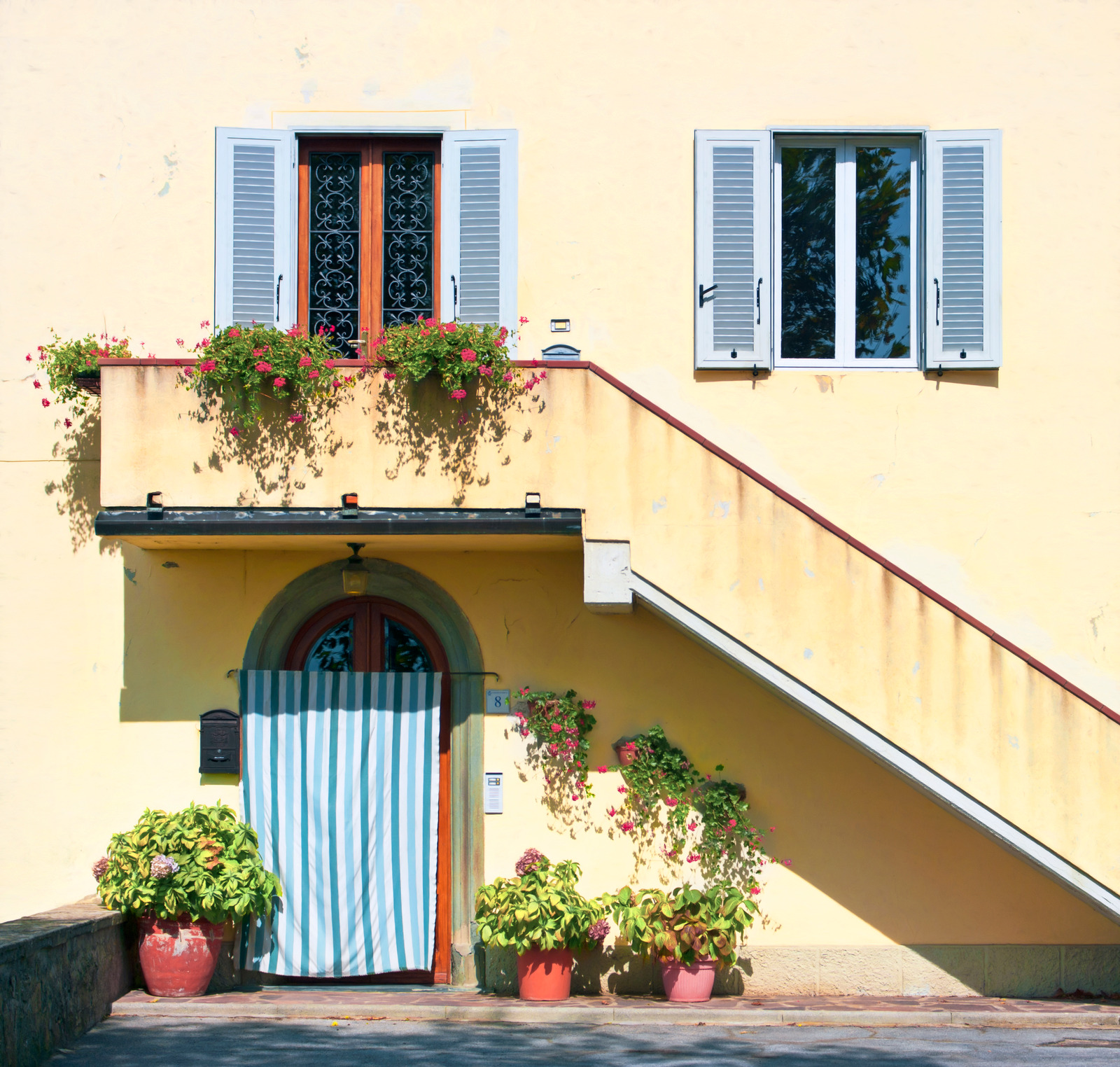 Buying a house in Tuscany: the basics