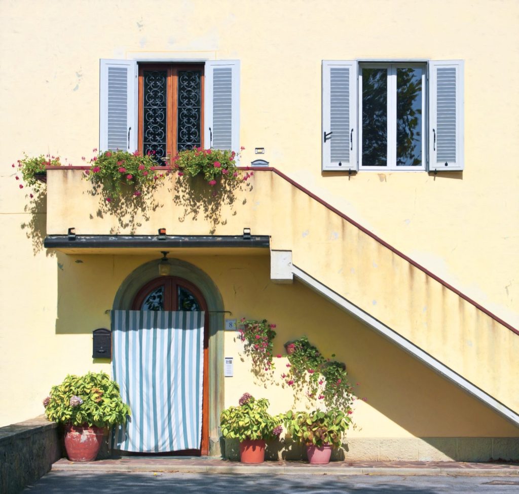 Buying a house in Tuscany: the basics